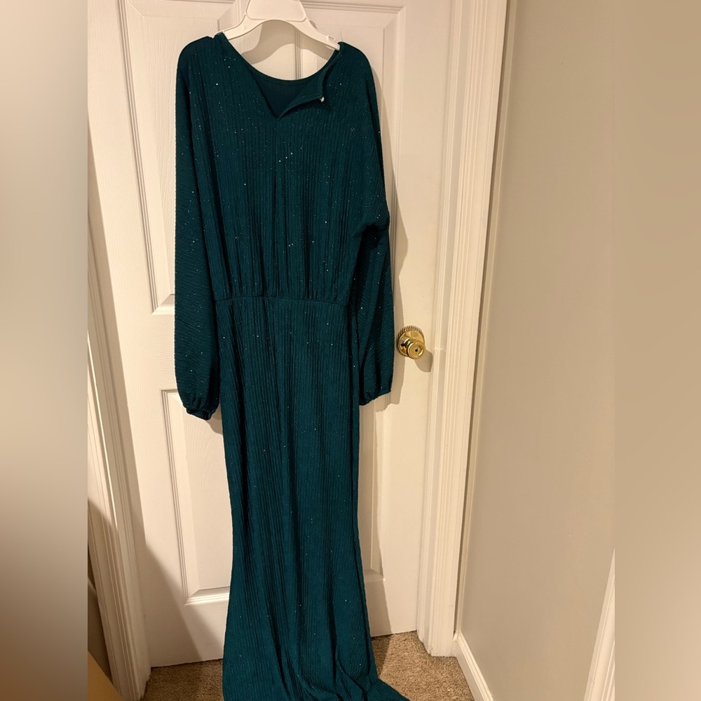 Elegant Teal Maxi Dress